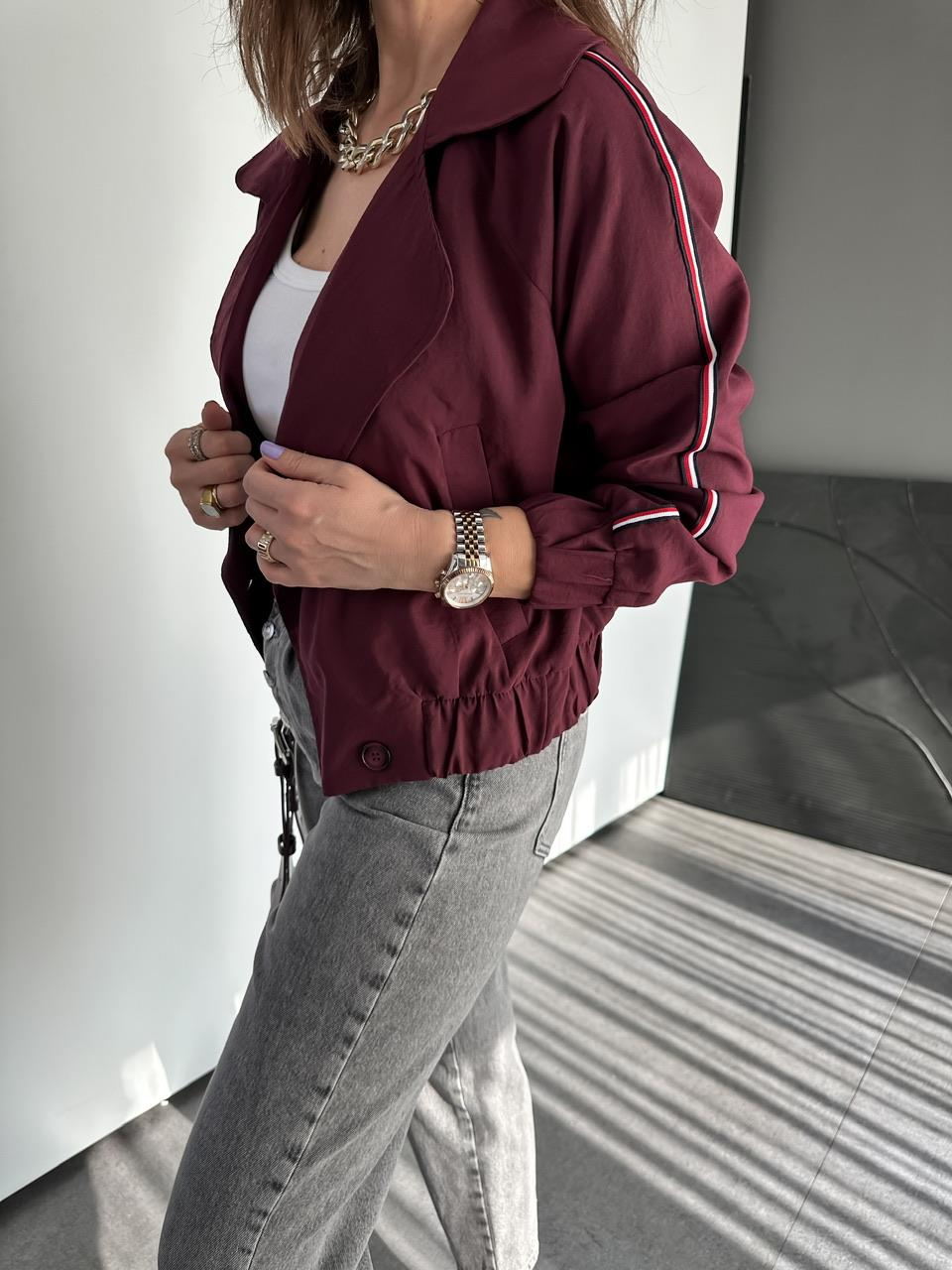 Bordo Şerit Detaylı Kruvaze Ceket