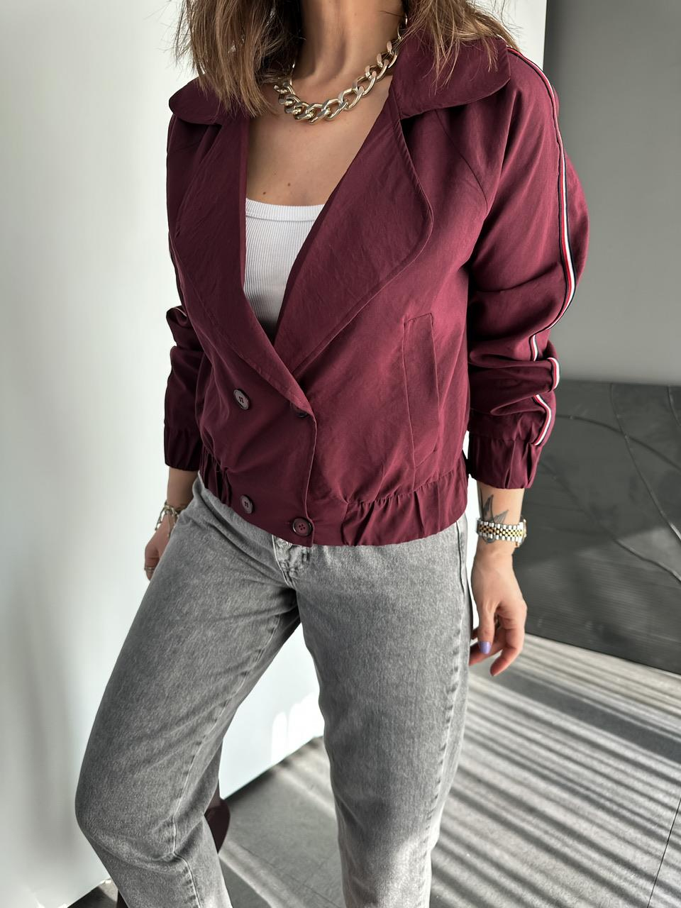 Bordo Şerit Detaylı Kruvaze Ceket