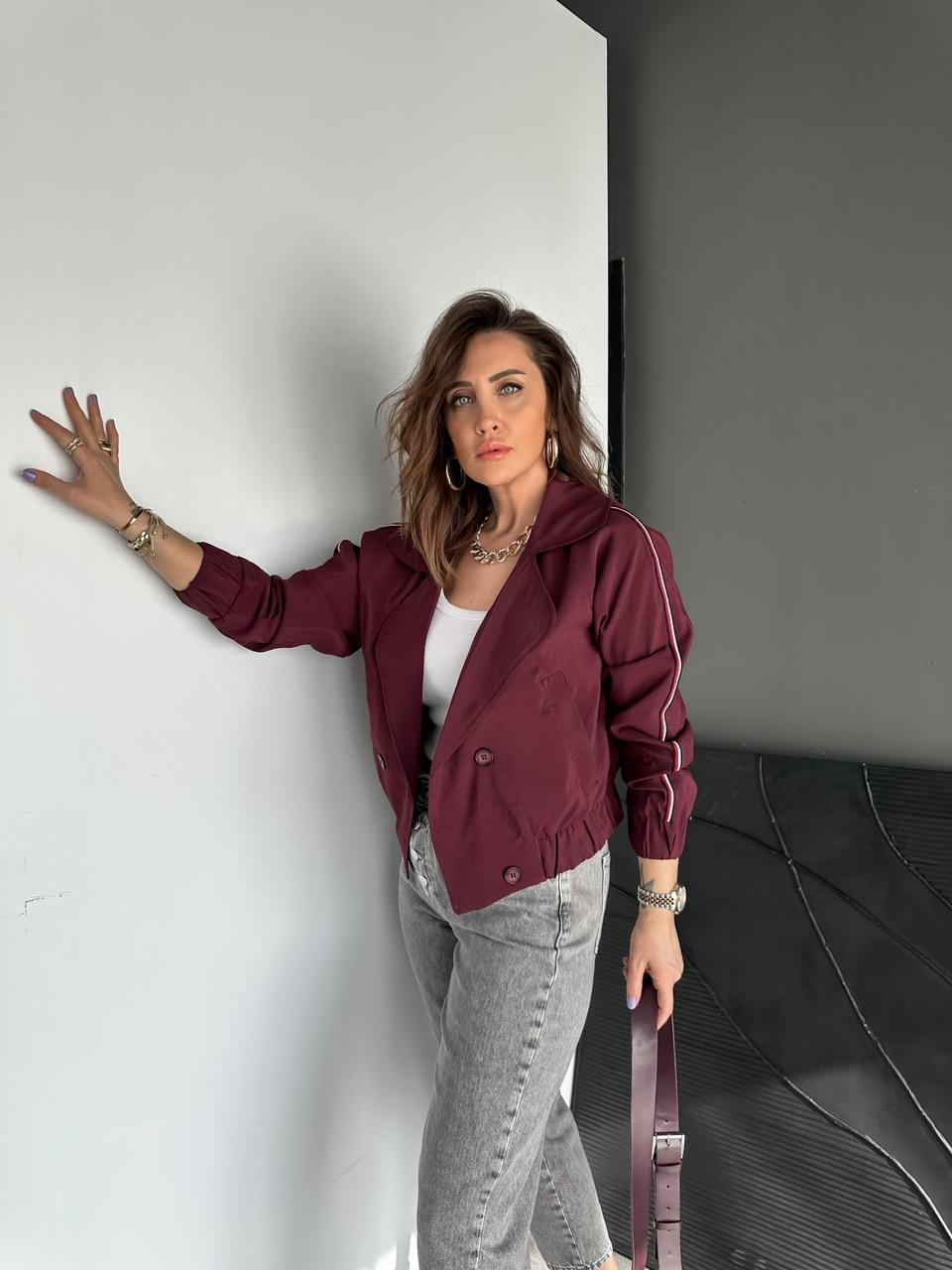 Bordo Şerit Detaylı Kruvaze Ceket