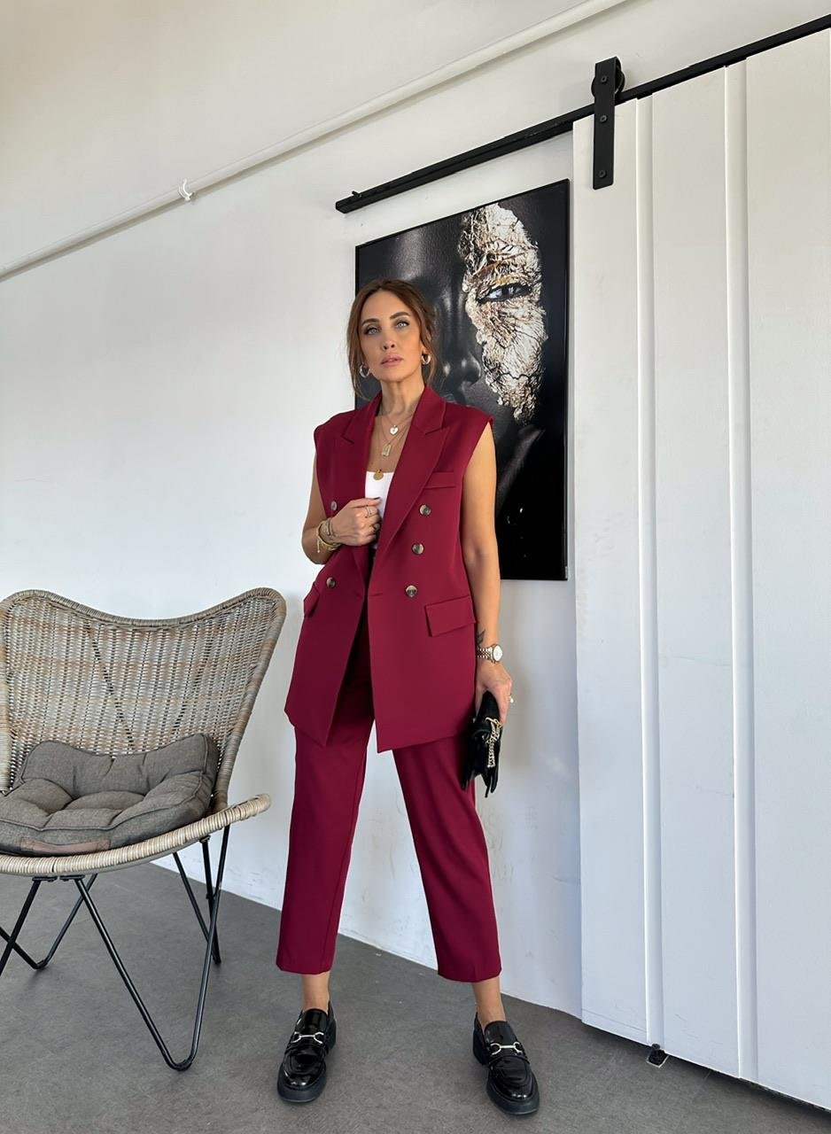 Bordo Şık Yelekli Takım