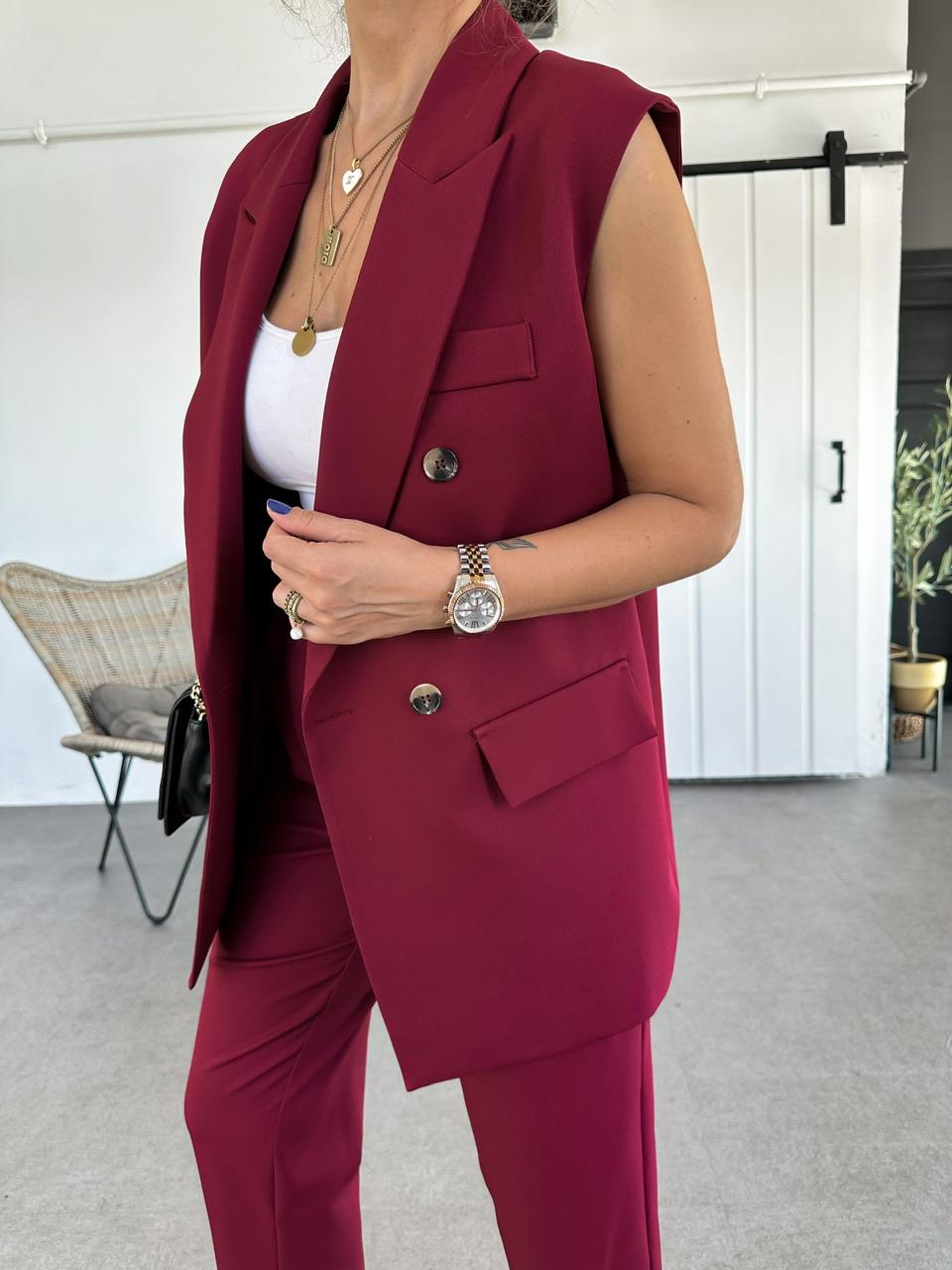 Bordo Şık Yelekli Takım