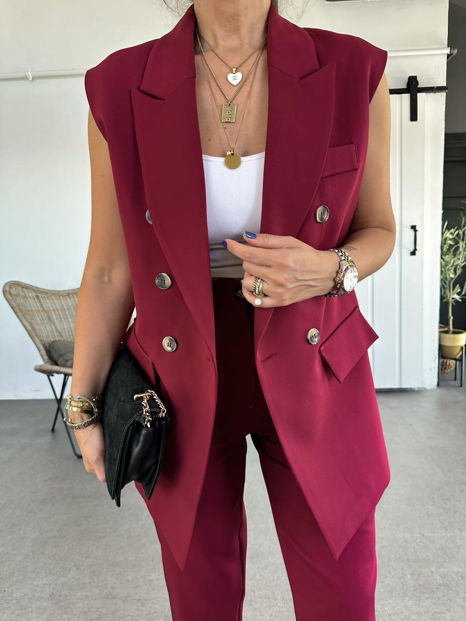 Bordo Şık Yelekli Takım