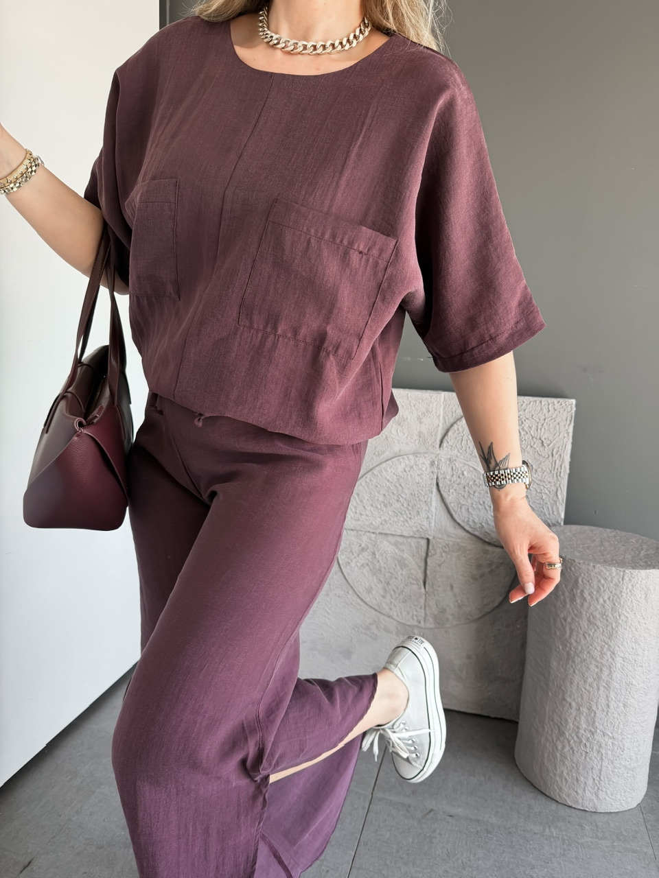 Bordo Yırtmaç Detaylı Beli Büzgülü Takım