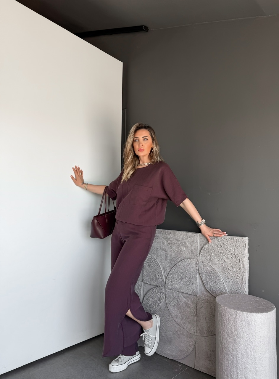 Bordo Yırtmaç Detaylı Beli Büzgülü Takım