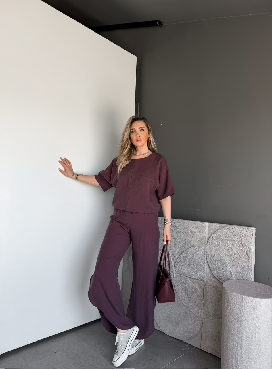 Bordo Yırtmaç Detaylı Beli Büzgülü Takım