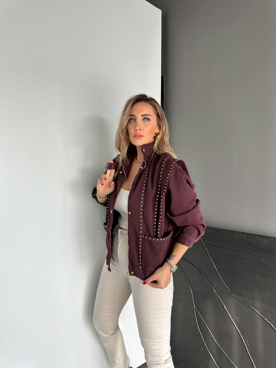 Bordo Zımbalı Omuz Detaylı Tasarım Ceket
