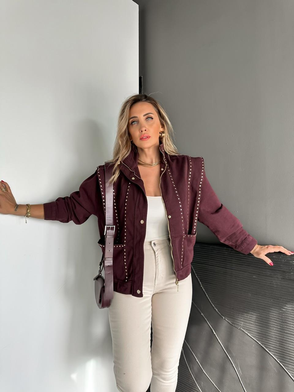 Bordo Zımbalı Omuz Detaylı Tasarım Ceket