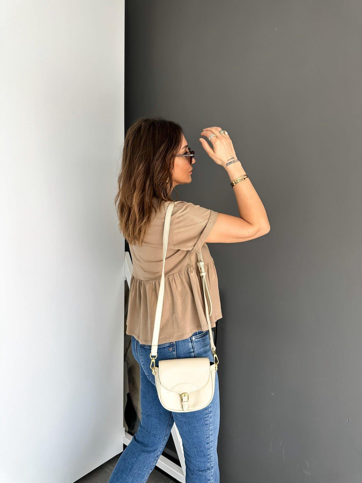 Camel Beli Volanlı Cotton Tshirt