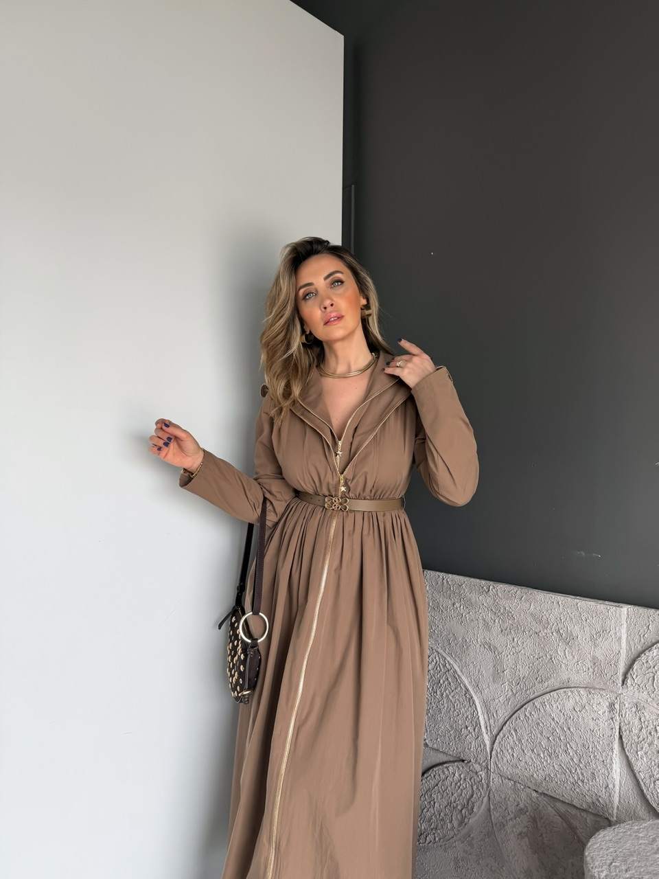Camel Çift Fermuarlı Kemerli Elbise