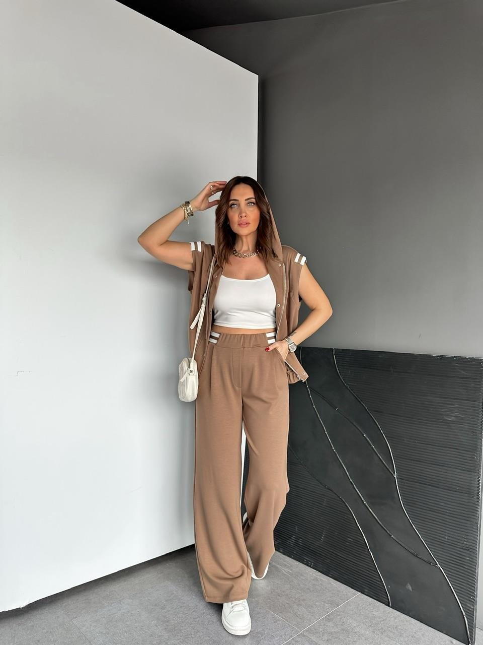 Camel Kapşonlu Şerit Detaylı Takım