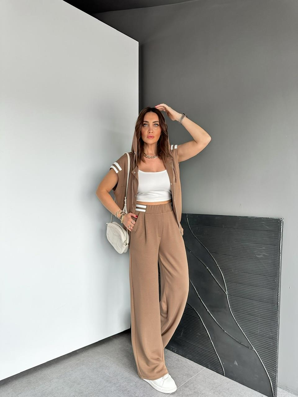 Camel Kapşonlu Şerit Detaylı Takım