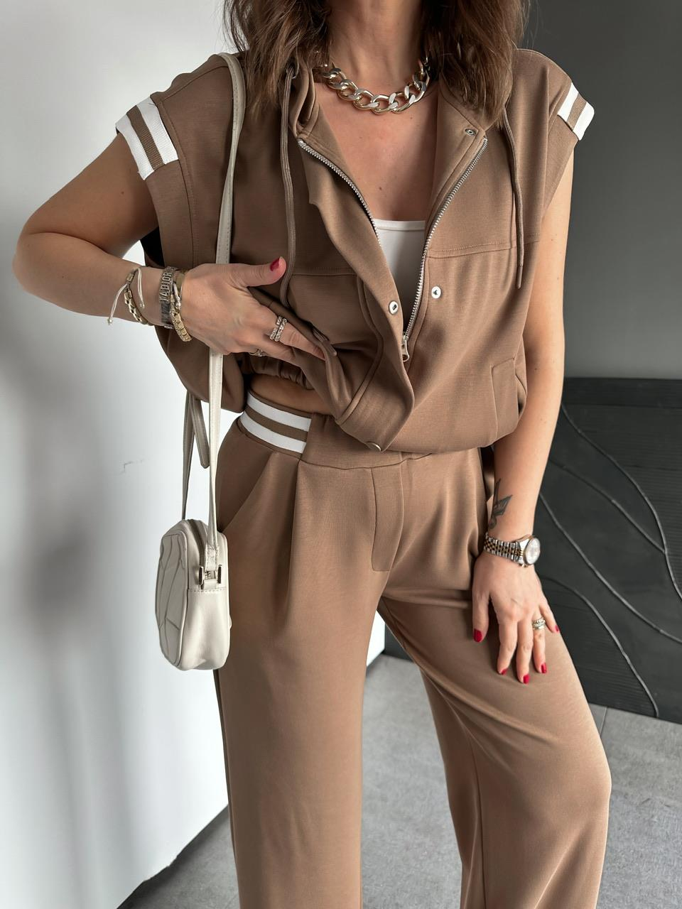 Camel Kapşonlu Şerit Detaylı Takım
