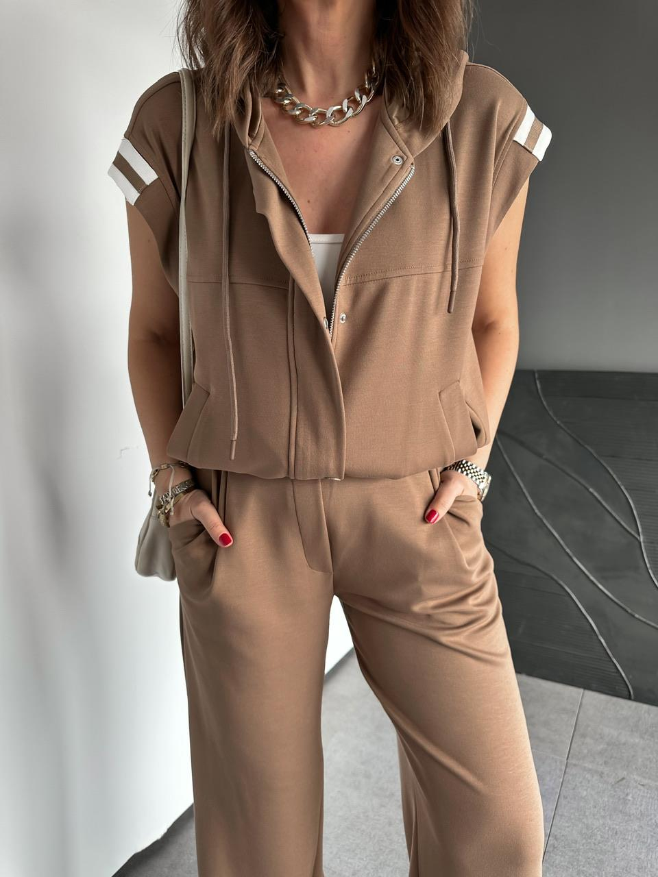 Camel Kapşonlu Şerit Detaylı Takım