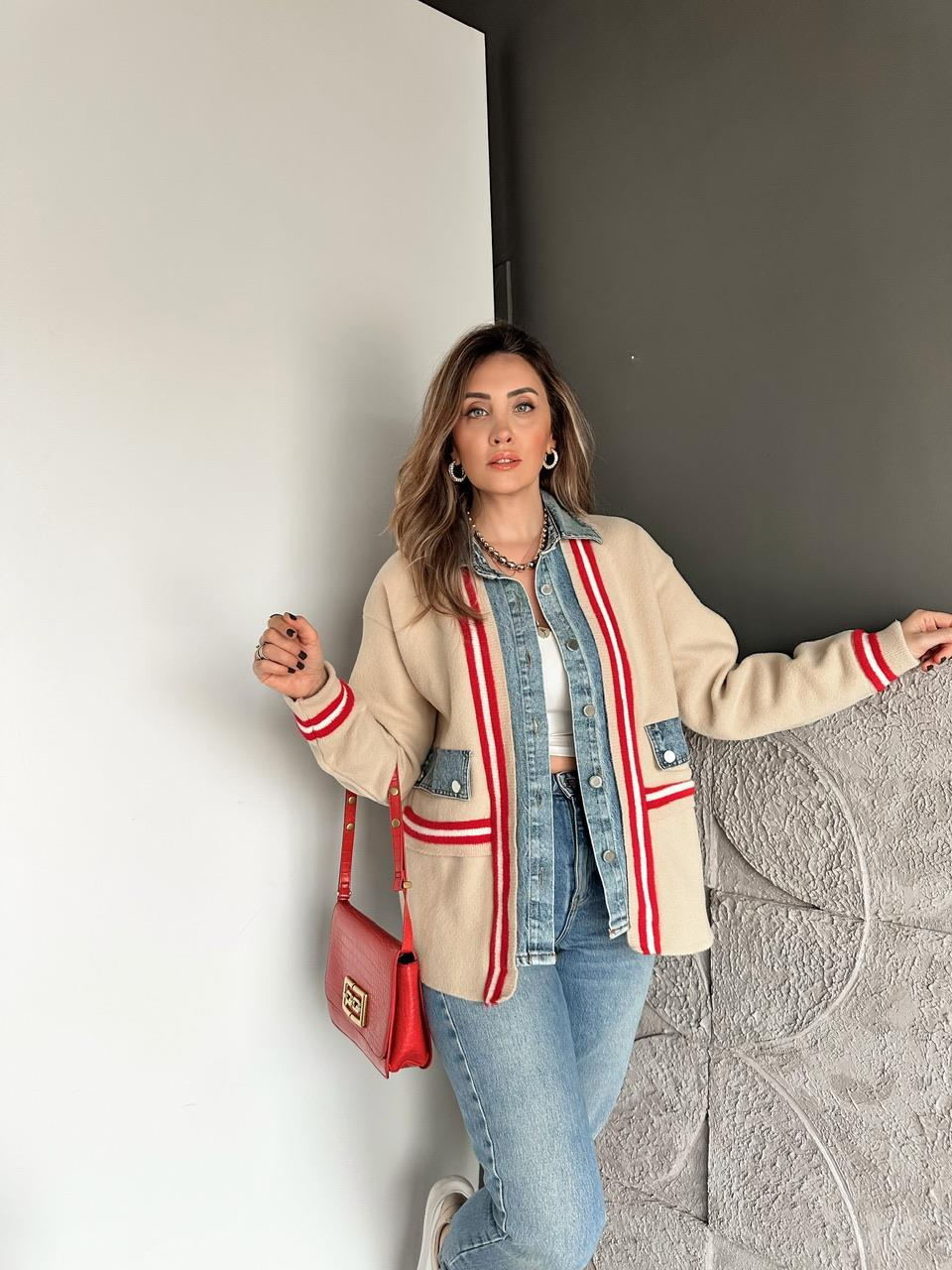 Camel Kırmızı Şeritli Kot Parçalı Hırka