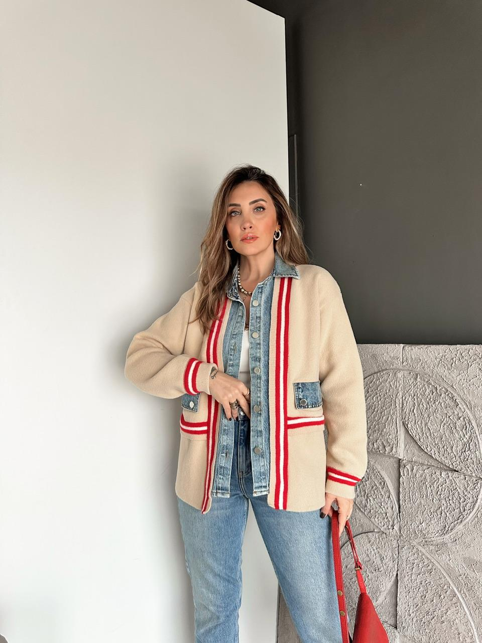 Camel Kırmızı Şeritli Kot Parçalı Hırka
