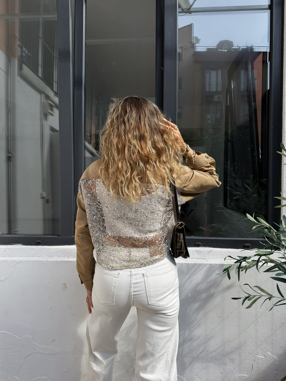 Camel Sırtı Pullu Tasarım Ceket