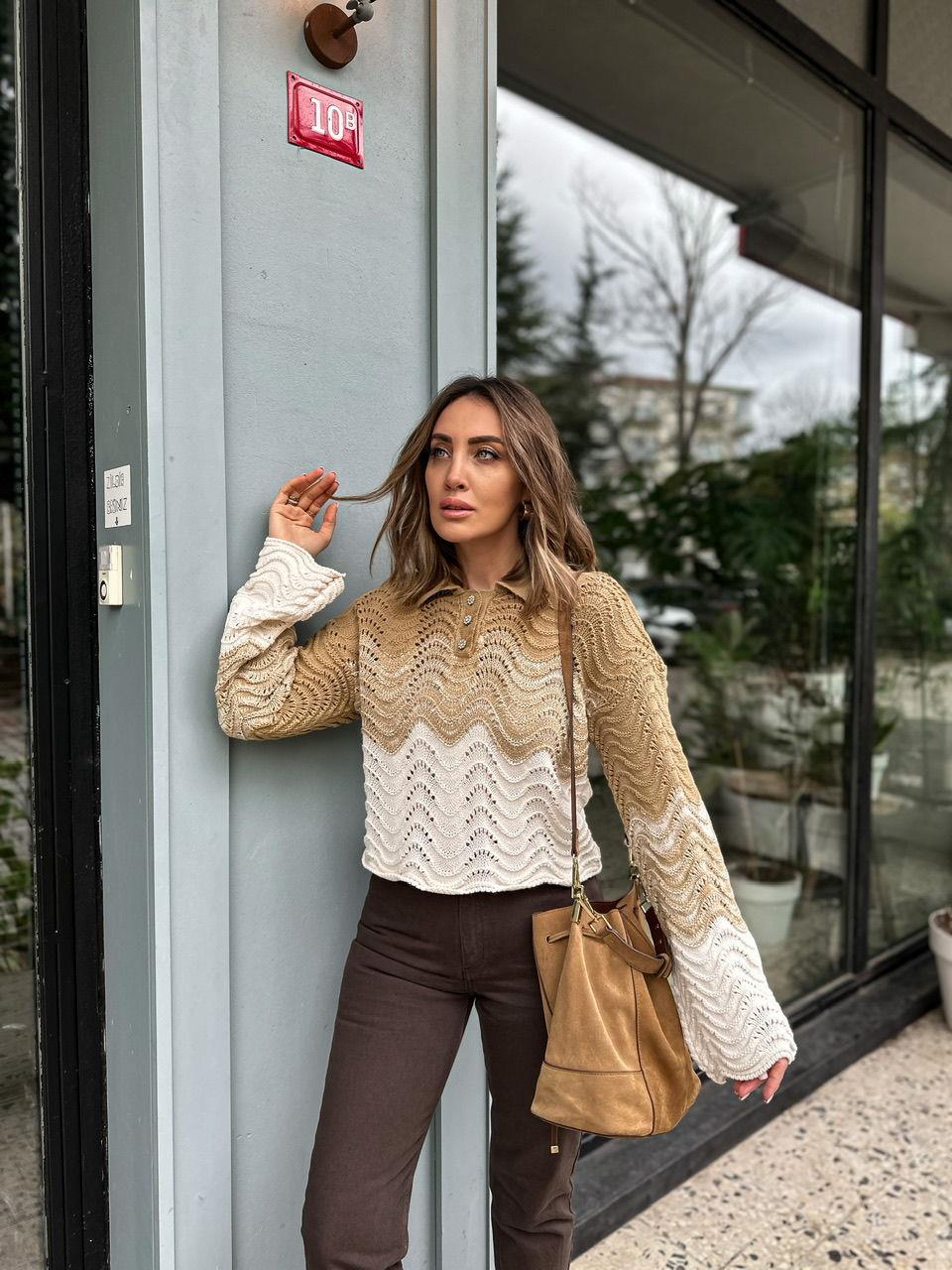 Camel Taş Düğmeli Triko