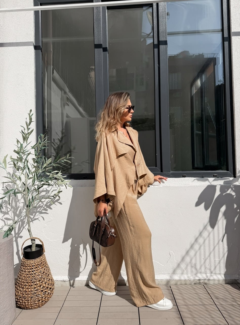 Camel Yarasa Kol Ceketli Tasarım Takım