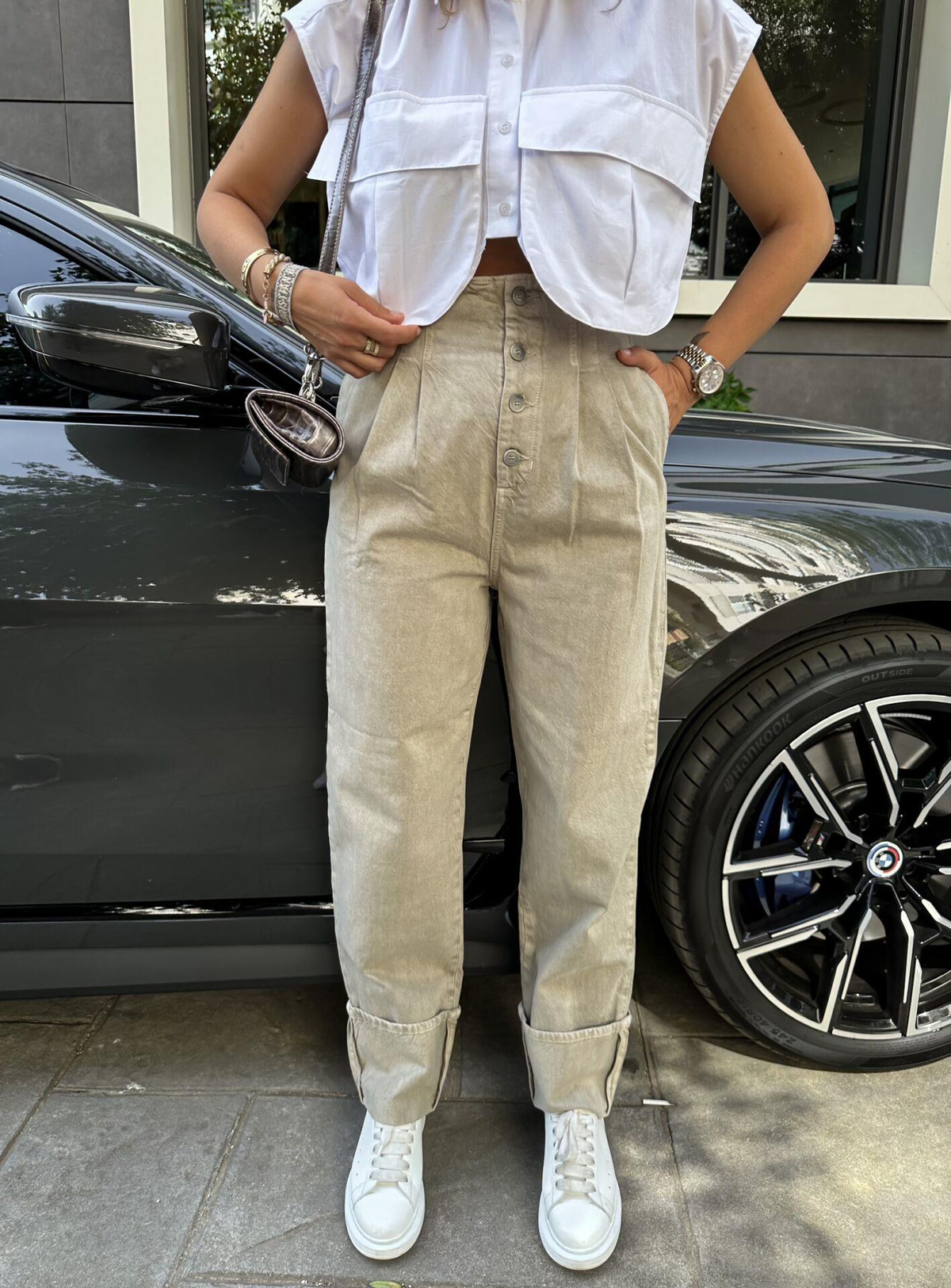Düğmeli Kıvrık Paça Jean