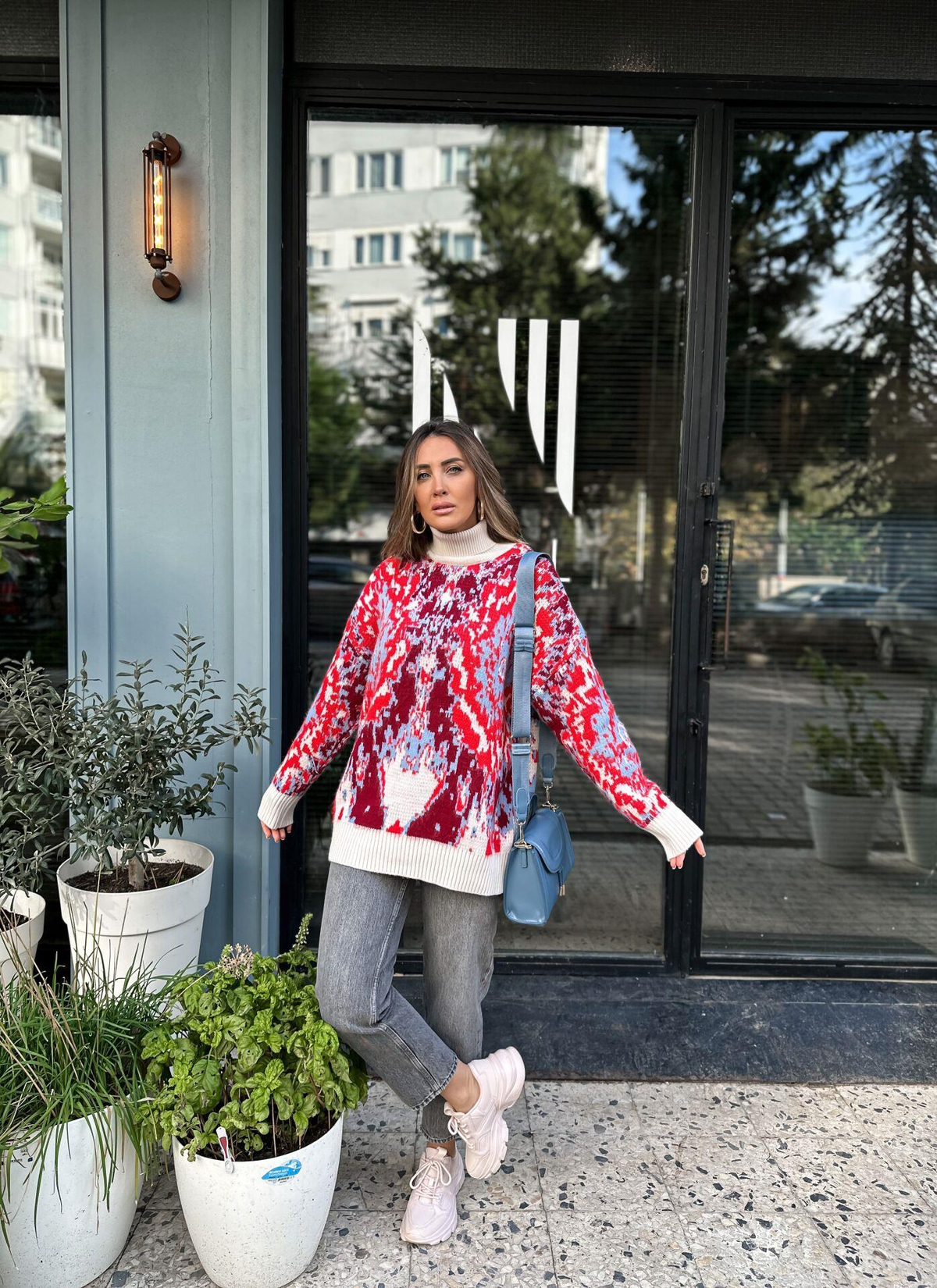 Ekru Batik Desenli Balıkçıl Kazak
