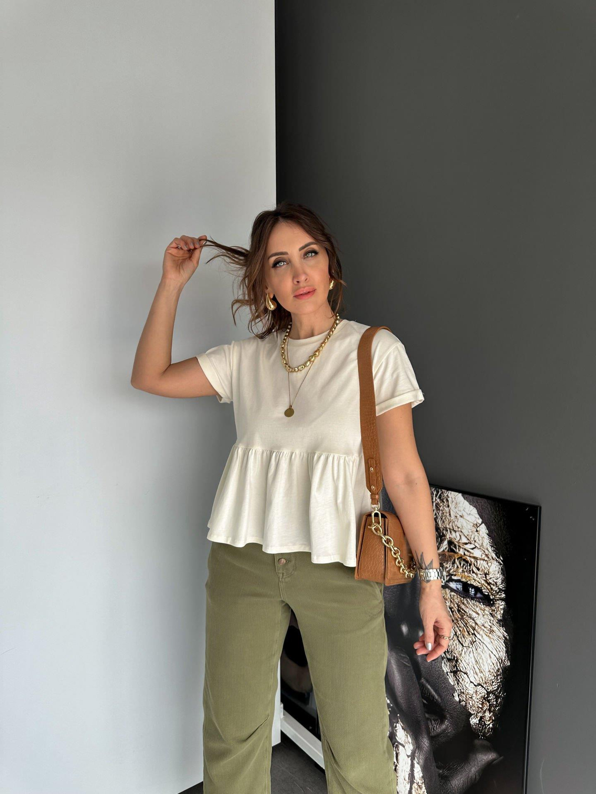 Ekru Beli Volanlı Cotton Tshirt