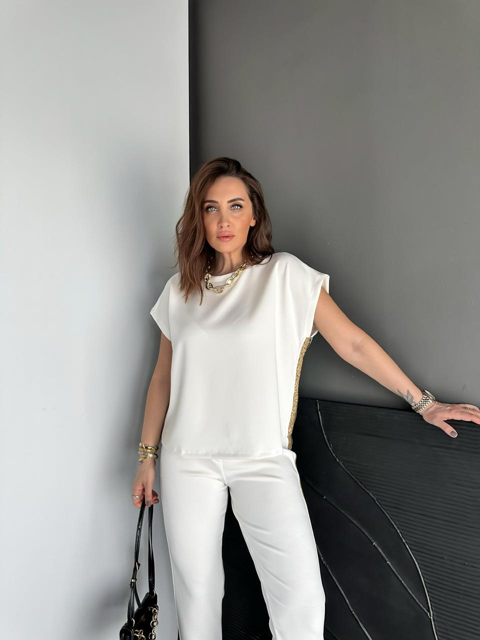 Ekru Gold Şeritli Premium Modal Takım