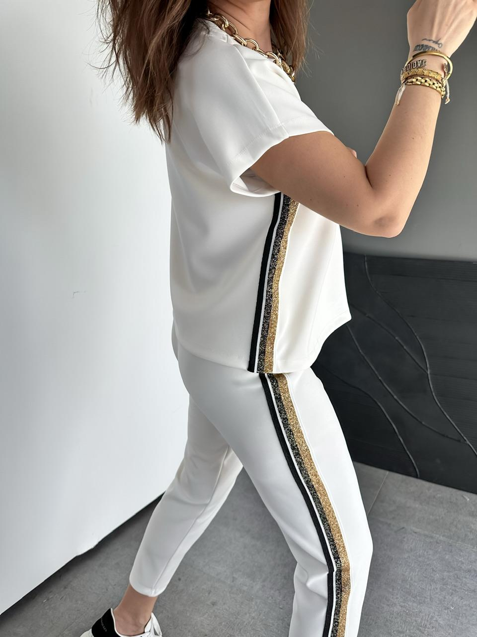 Ekru Gold Şeritli Premium Modal Takım