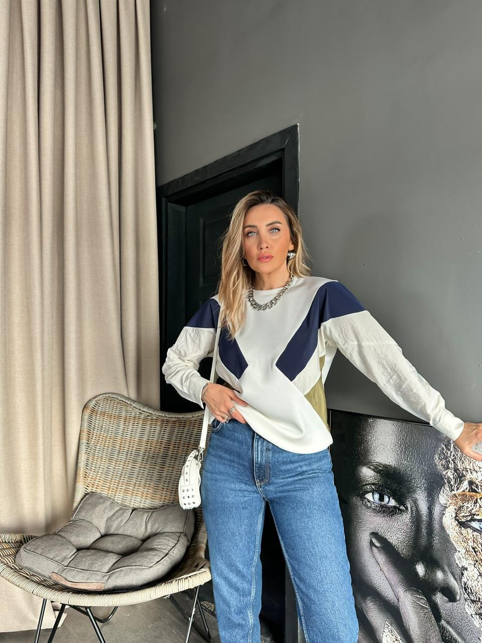 Ekru Gömlek Kollu Tasarım Sweatashirt