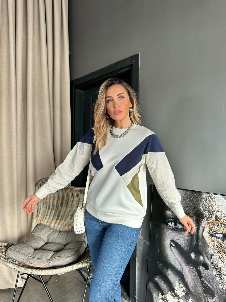 Ekru Gömlek Kollu Tasarım Sweatashirt