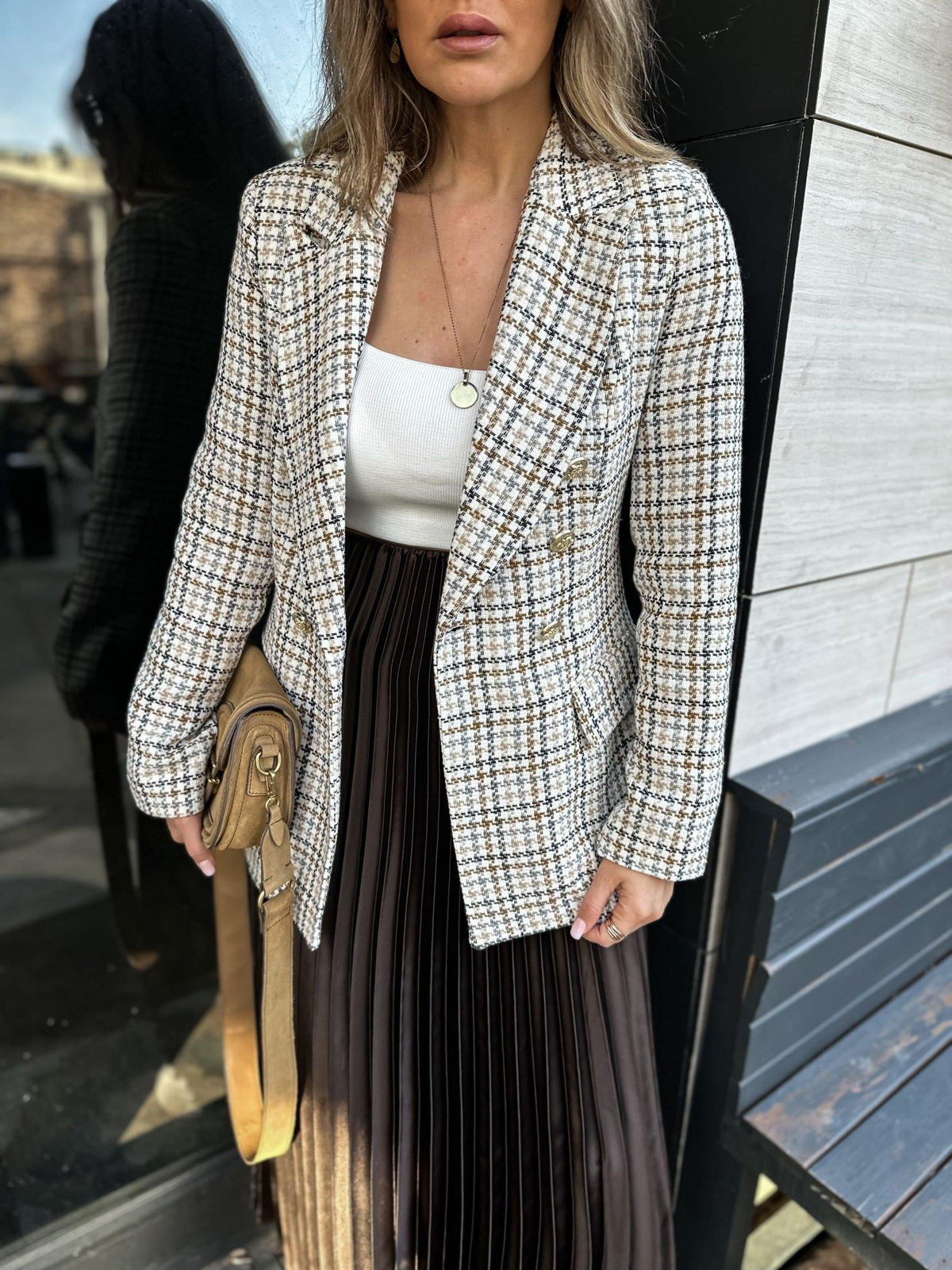 Ekru Kahve Desenli Gold Düğmeli Blazer