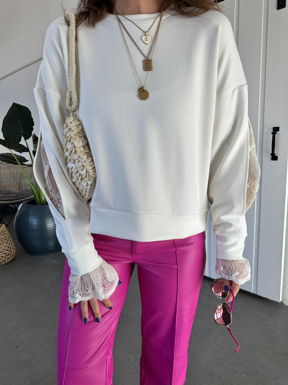Ekru Kolları Dantelli Sweatshirt