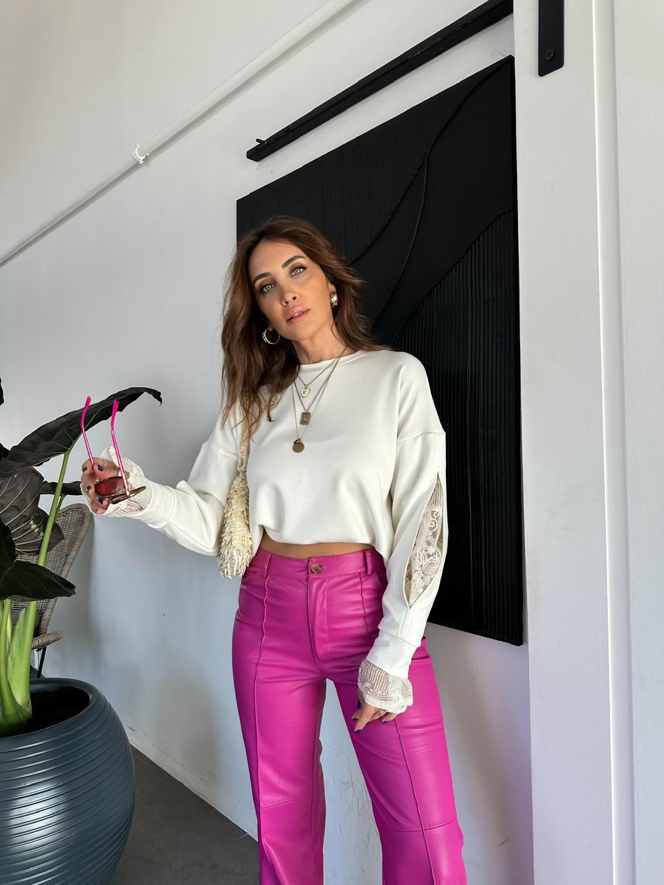Ekru Kolları Dantelli Sweatshirt