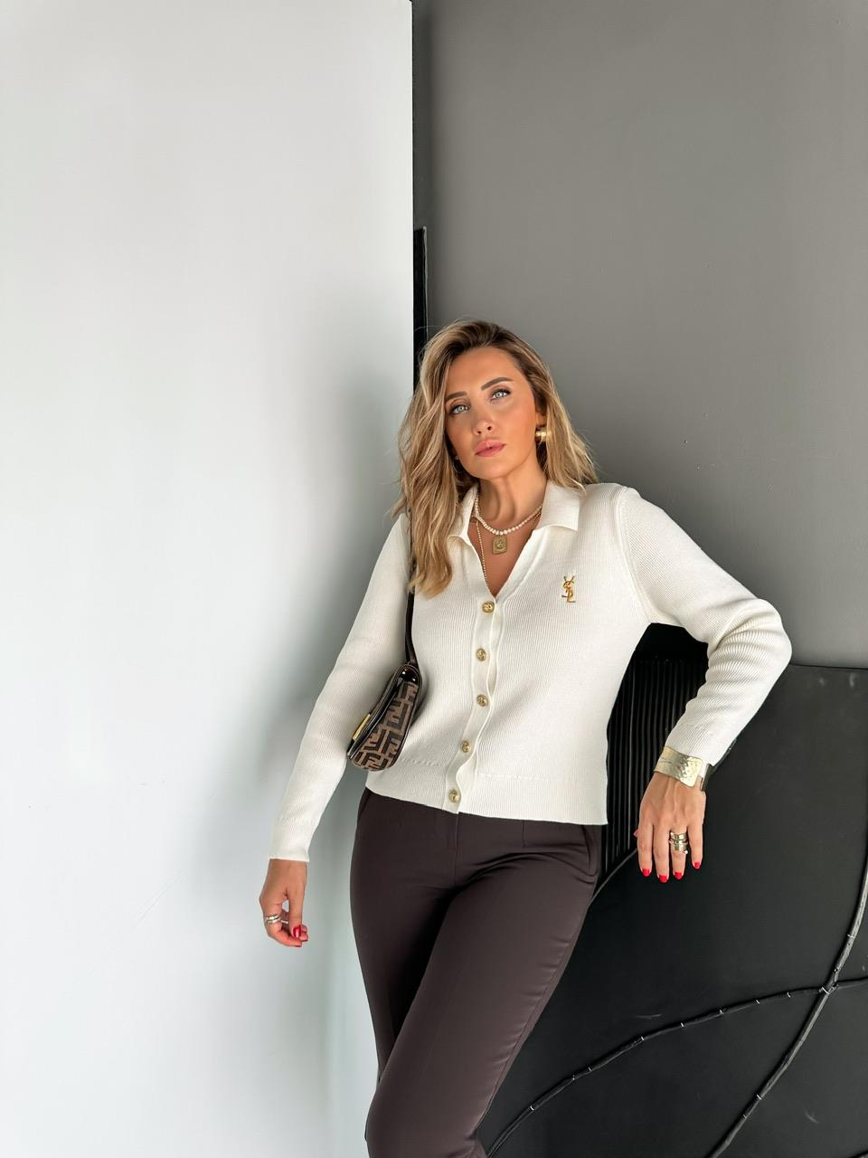 Ekru Nakışlı Marka Model Hırka