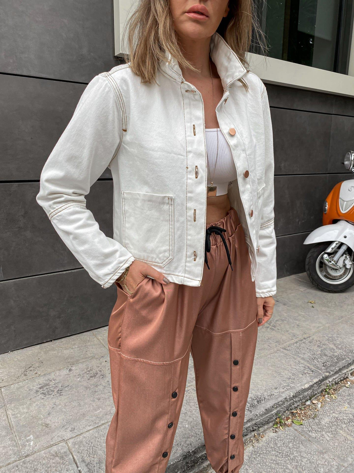 Ekru Rose Düğmeli Ceket