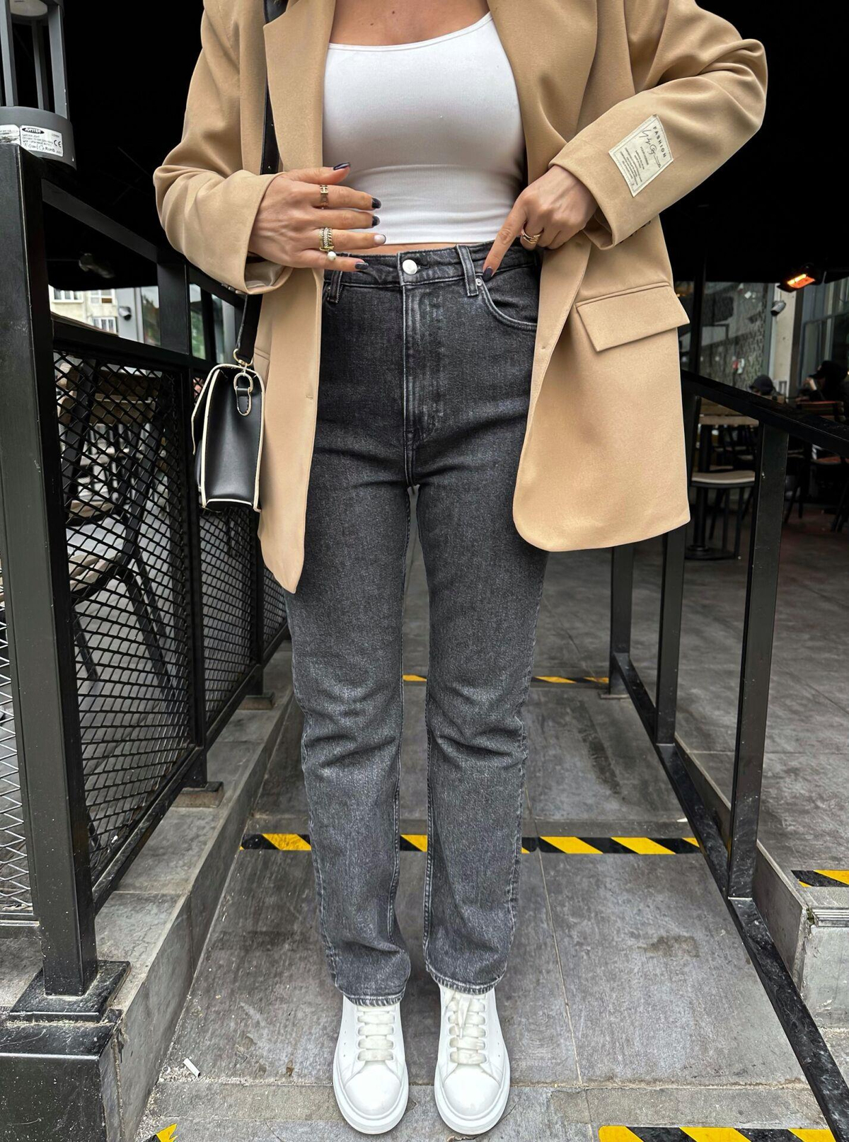 Füme Yüksek Bel Düz Paça Jean