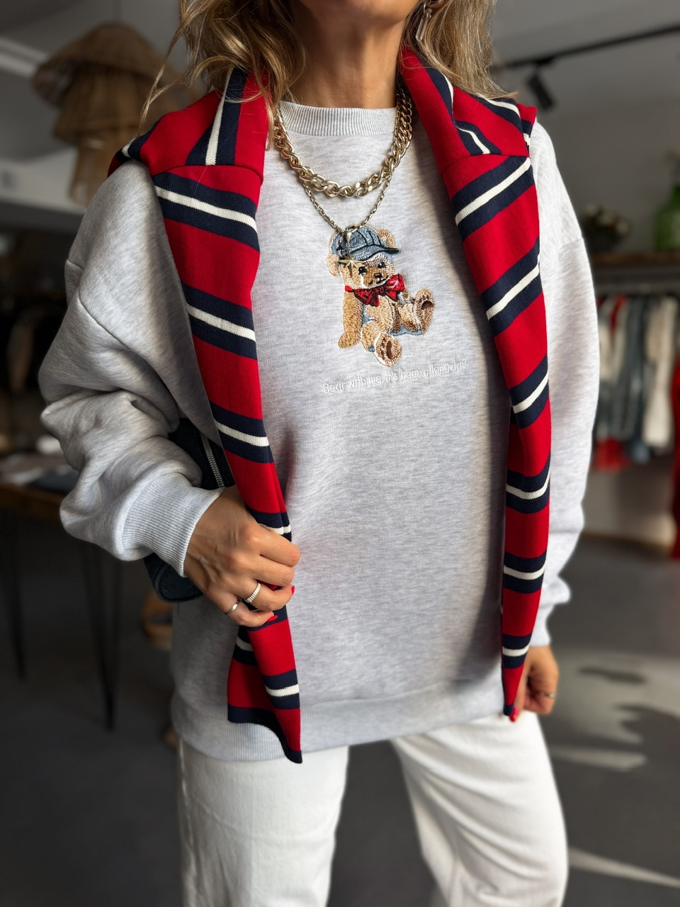 Gri Ayıcık Figürlü Orijinal Sweatshirt