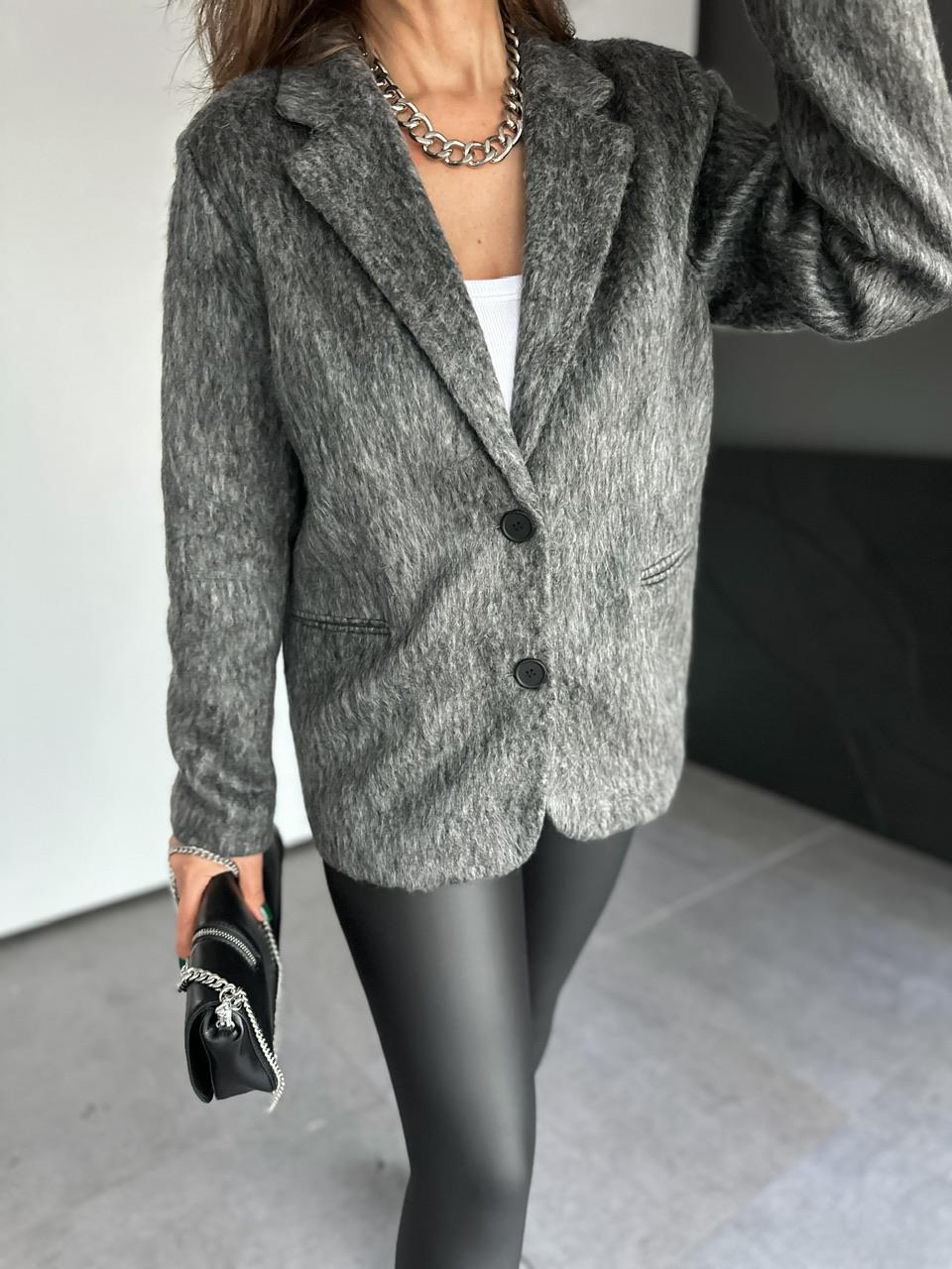 Gri Cepli Dokulu Blazer Ceket
