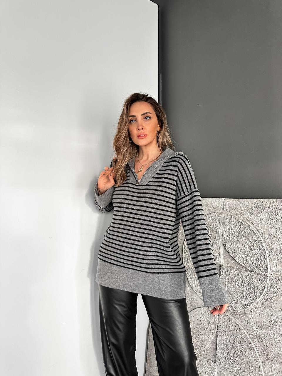 Gri Çizgili Marka Model Kazak