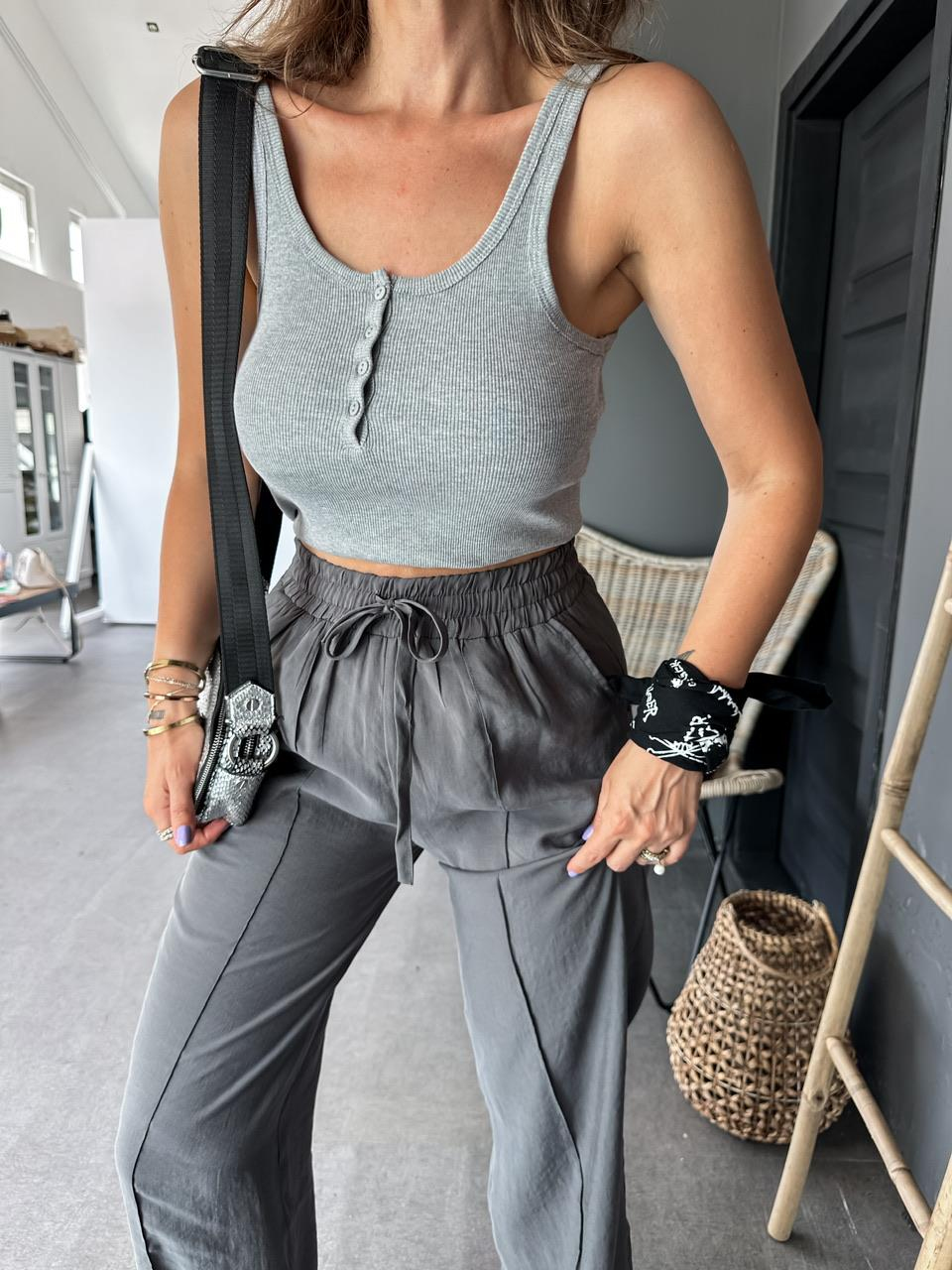 Gri Düğmeli Cotton Atlet