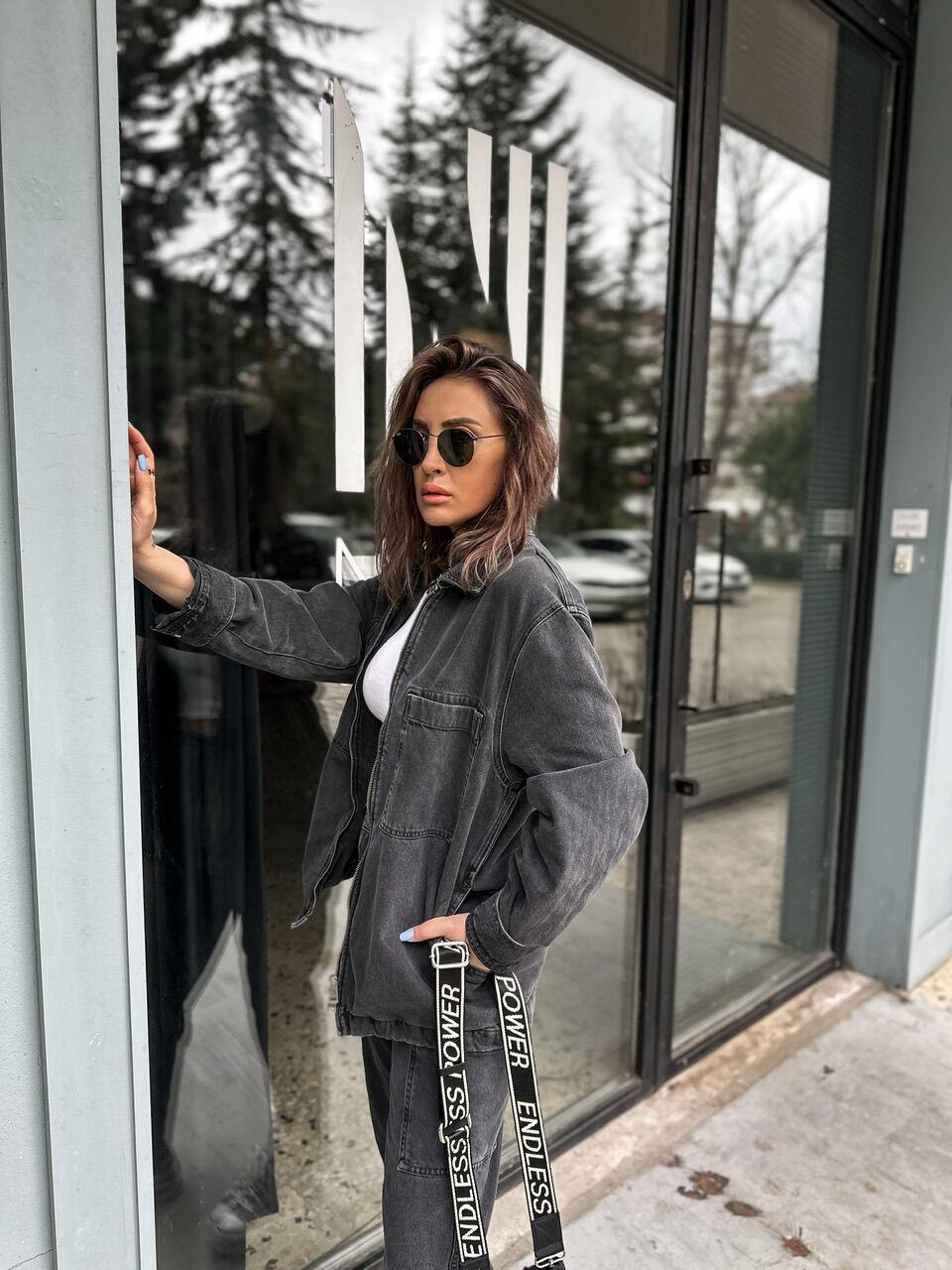 Gri Fermuarlı Denim Ceket