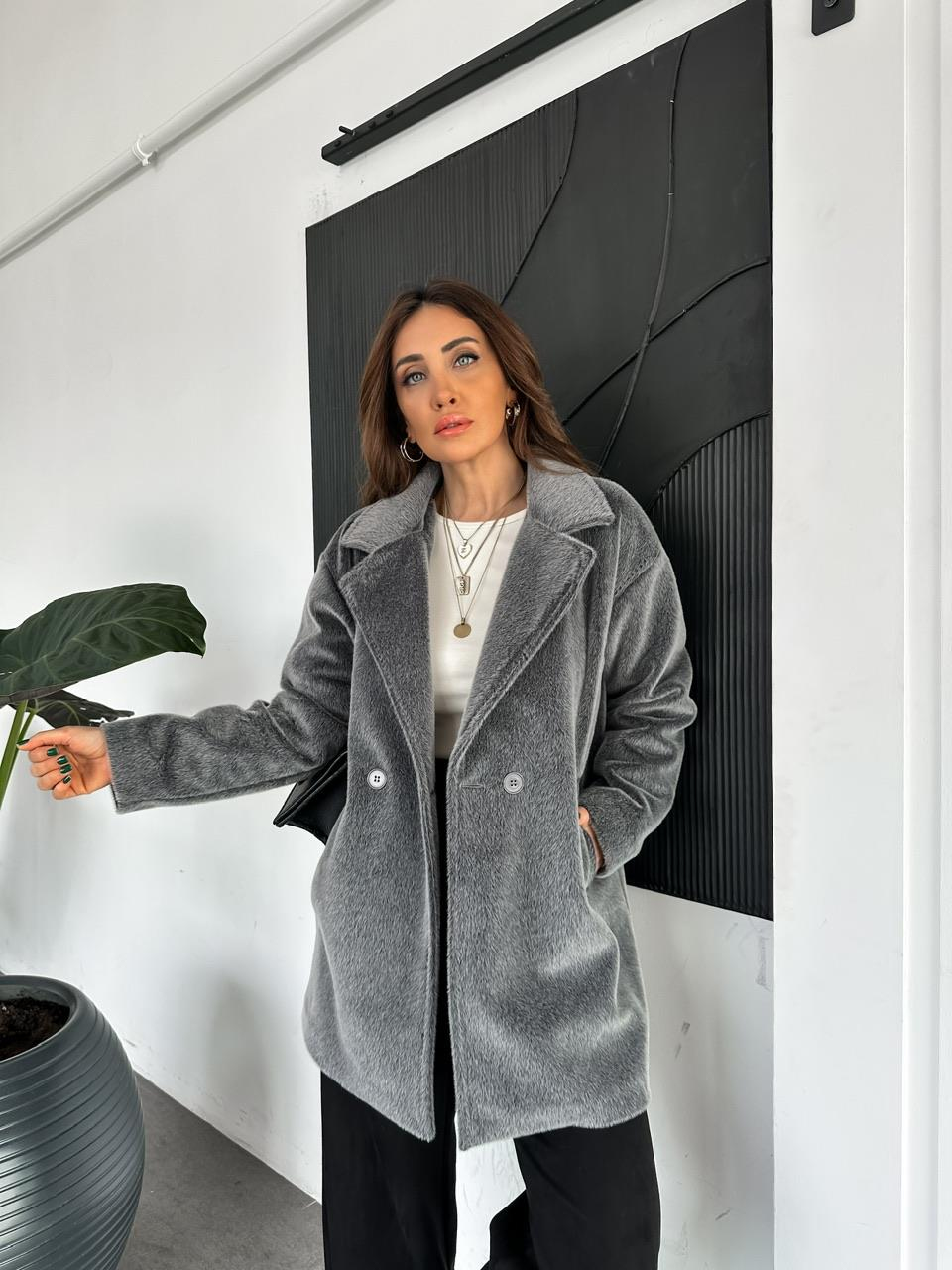 Gri İki Düğmeli Deve Tüyü Kaban
