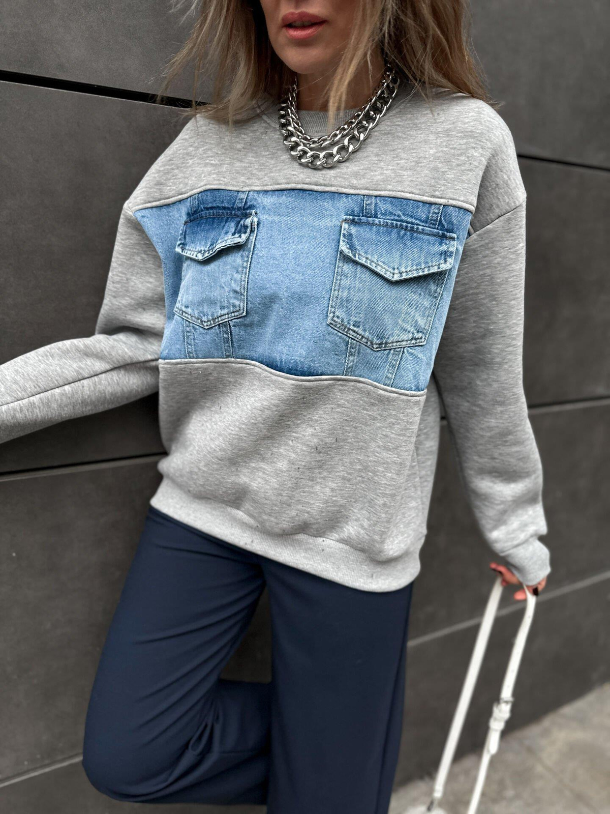 Gri Kot Detaylı Sweatshirt