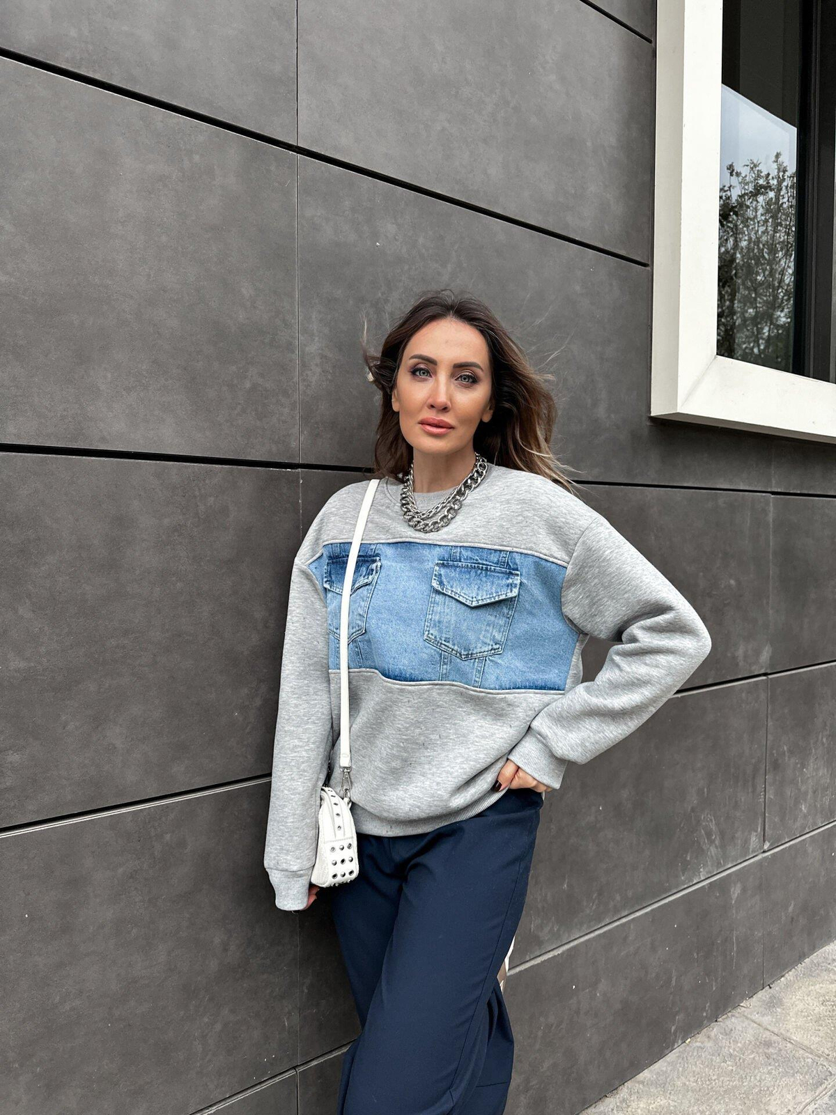 Gri Kot Detaylı Sweatshirt
