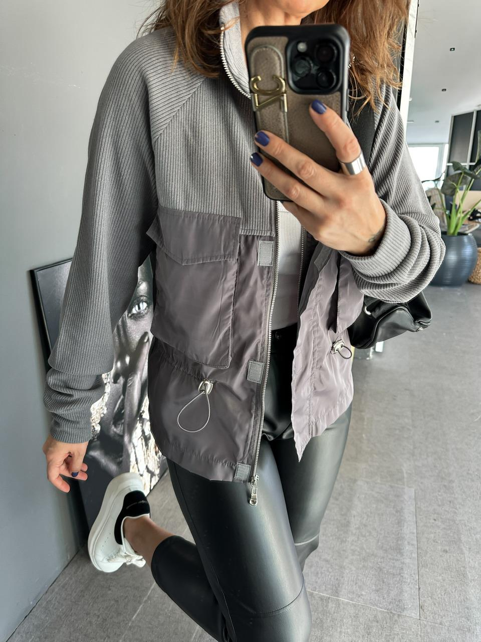 Gri Paraşüt Detaylı Fermuarlı Sweatshirt