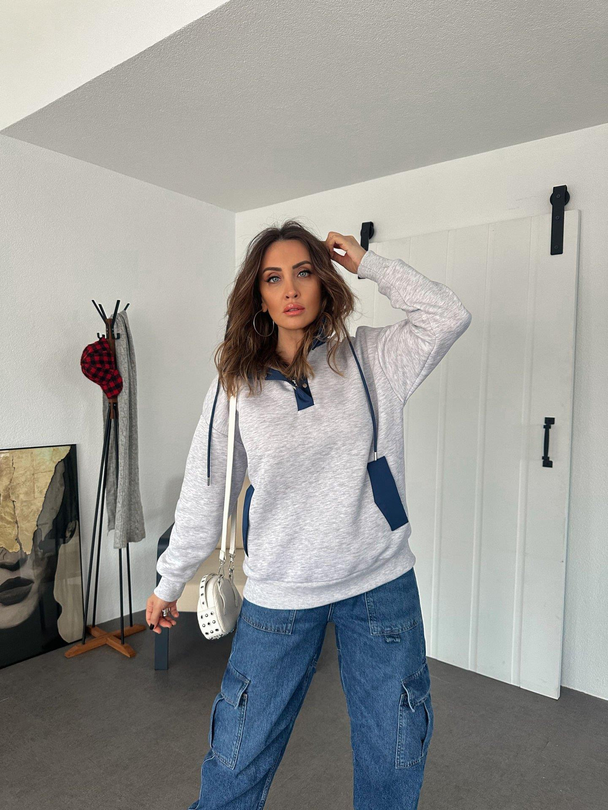 Gri Paraşüt Detaylı Kapşonlu Sweatshirt
