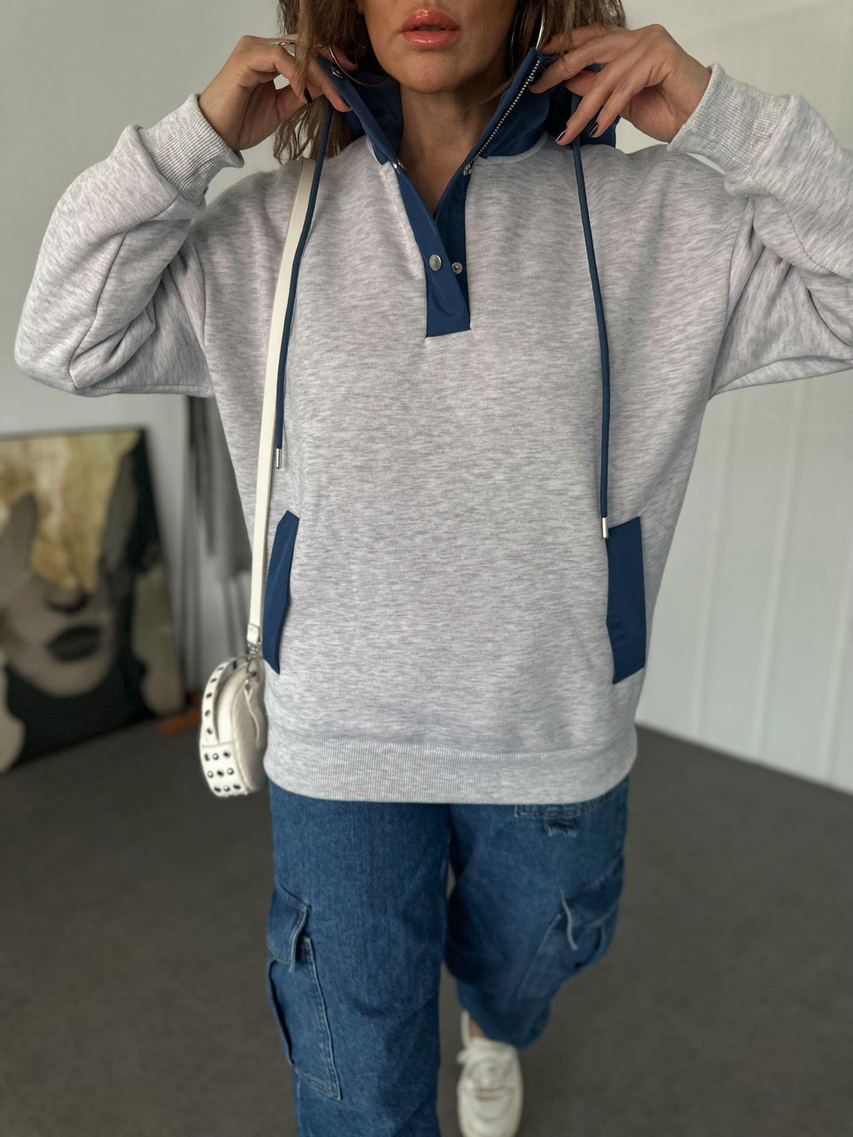Gri Paraşüt Detaylı Kapşonlu Sweatshirt