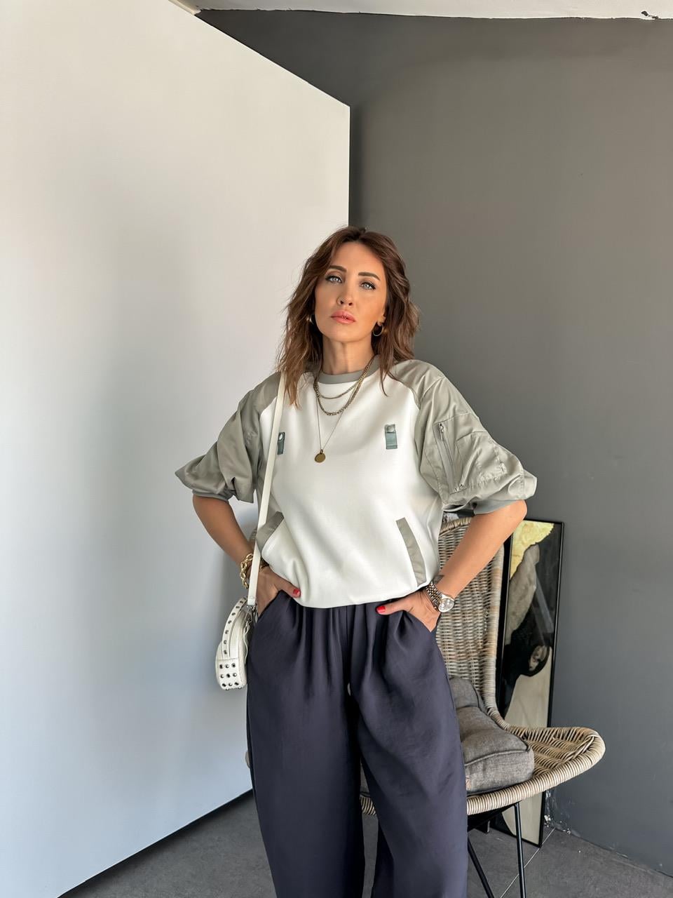 Gri Paraşüt Kollu Parçalı Tasarım Sweatshirt