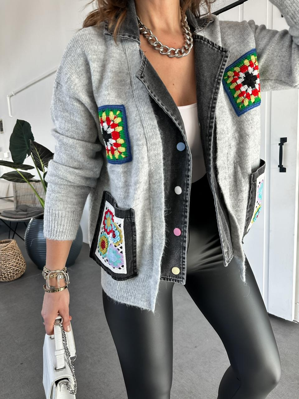 Gri Patchwork Nakışlı Kot Detaylı Hırka