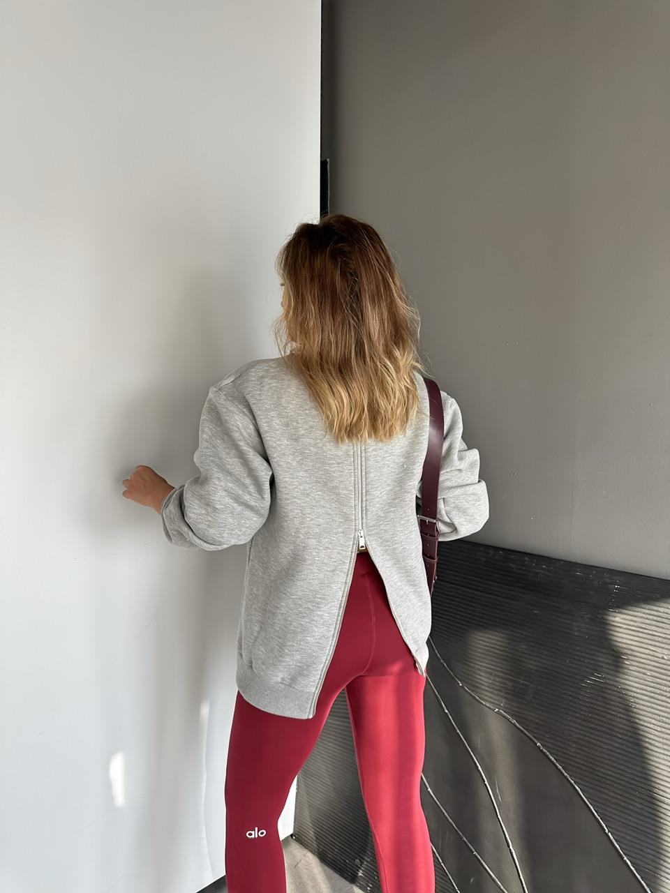 Gri Sırtı Fermuarlı Sweatshirt