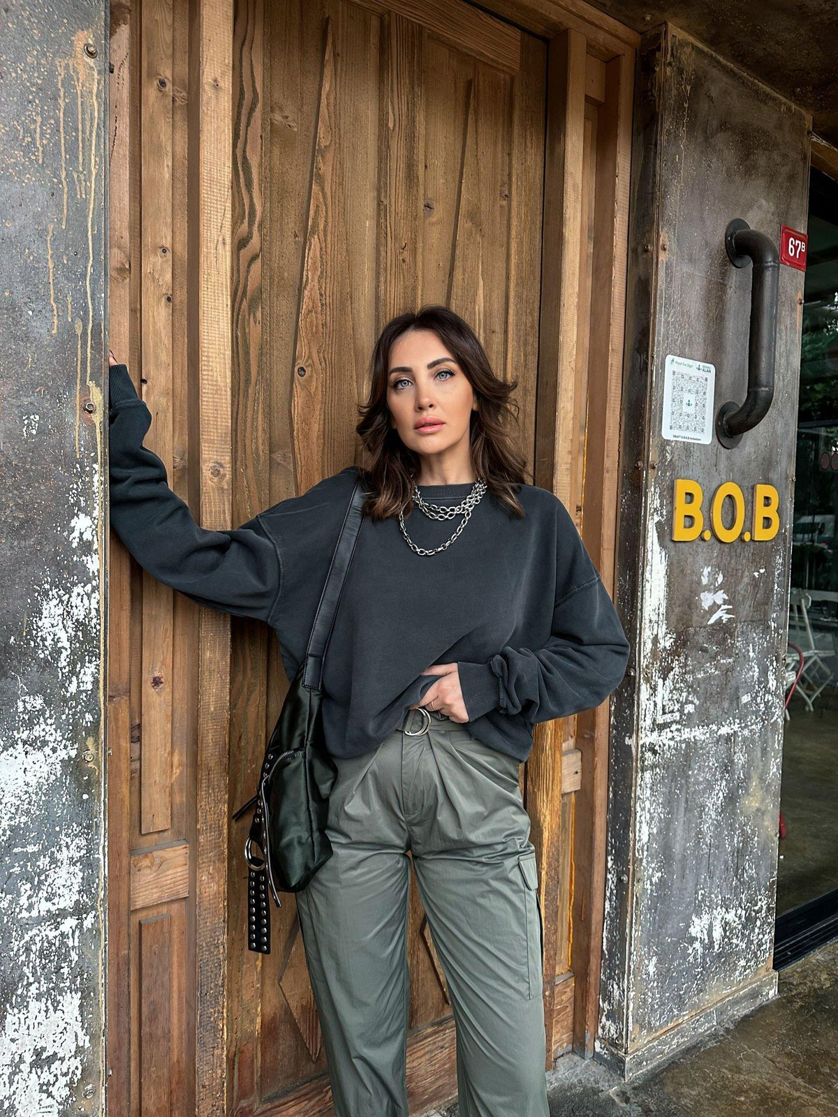 Gri Sırtı Yazılı Premium Sweatshirt
